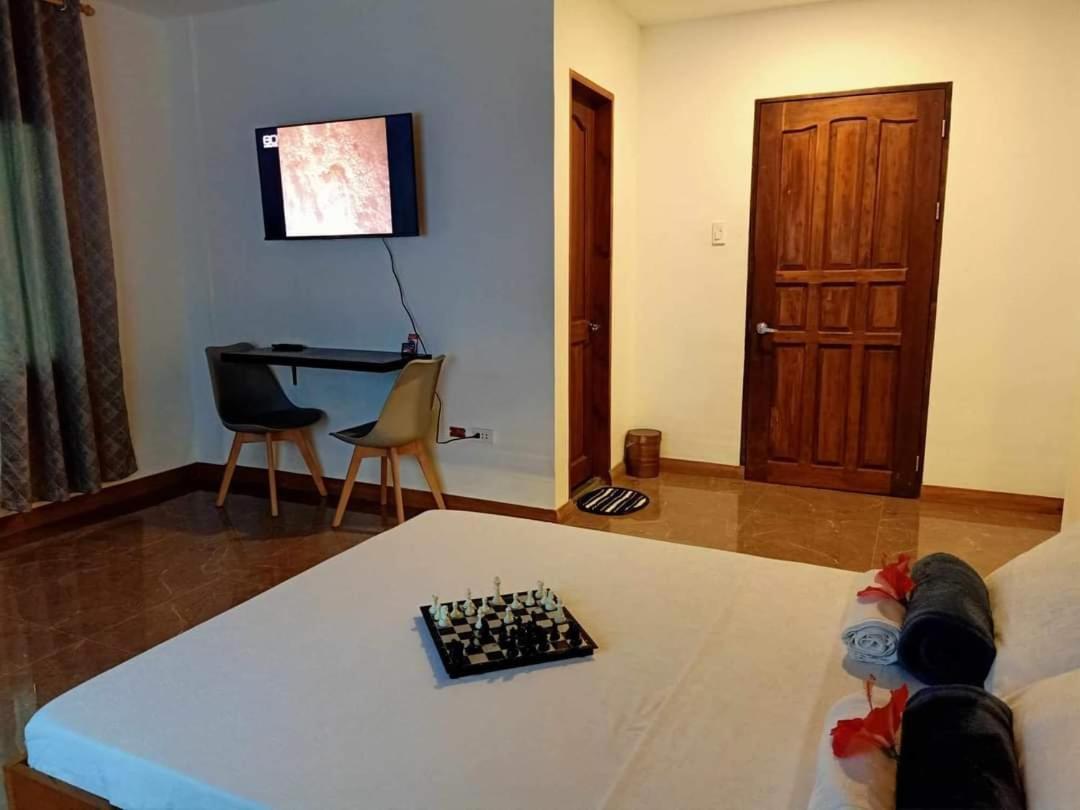 Gbu Loboc River Guesthouse 外观 照片